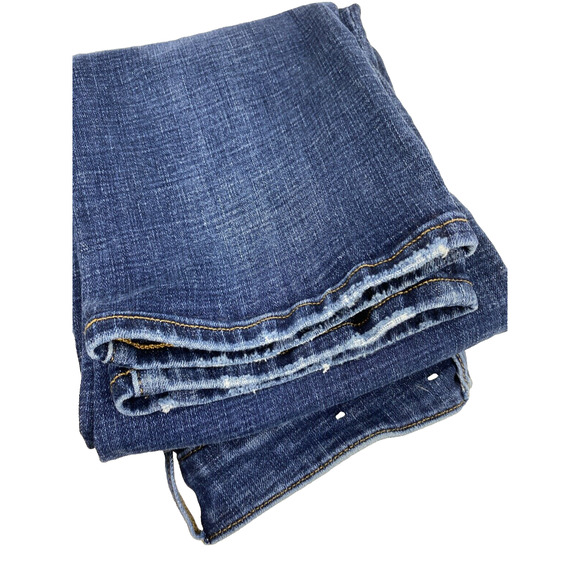 American Eagle Jeans Womens Sz 26 x 27.5 Distress Denim Next Level Flex Straight - Picture 11 of 11